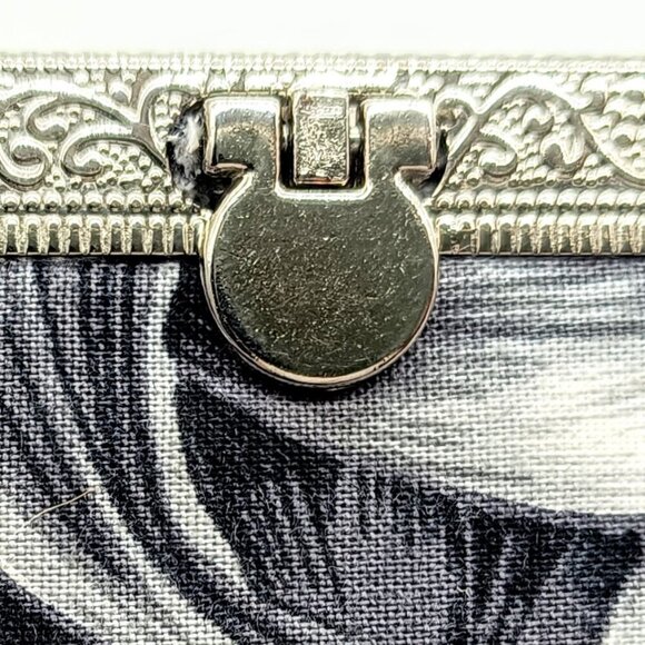 Grey Floral Fabric Silver Finish Metal Clasp Wallet - Picture 6 of 6
